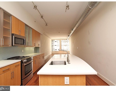 239 Market St - Photo Thumbnail 4