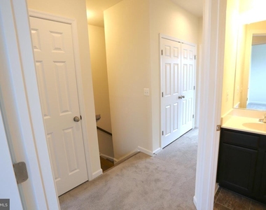 14317 Summit View Ln - Photo Thumbnail 36