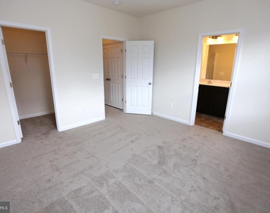 14317 Summit View Ln - Photo Thumbnail 41