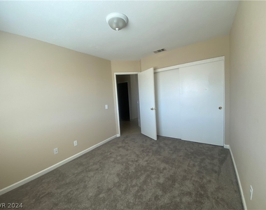 3690 Pahrump Valley Boulevard - Photo Thumbnail 5