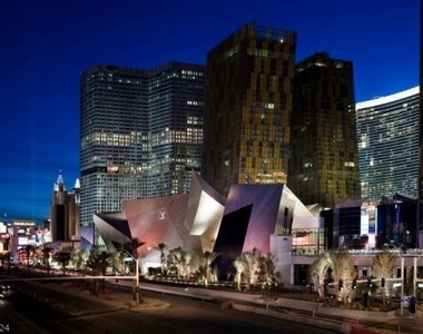 3722 Las Vegas Boulevard - Photo Thumbnail 15