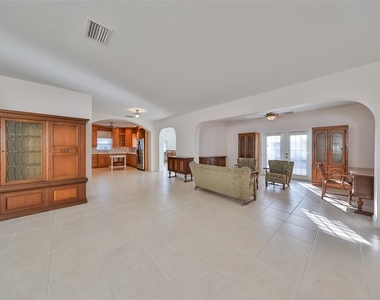 1605 Pinellas Road - Photo Thumbnail 10