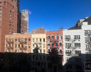 East 25th Street - Photo Thumbnail 18