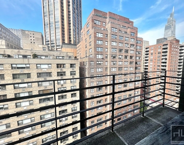 East 33 Street - Photo Thumbnail 10