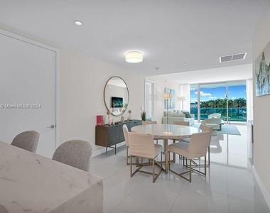 10201 Collins Ave - Photo Thumbnail 41