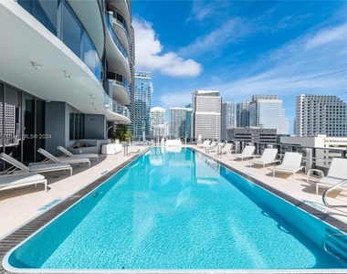 1000 Brickell Plaza - Photo Thumbnail 20