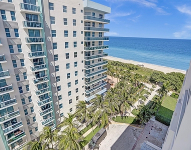 9195 Collins Ave - Photo Thumbnail 21