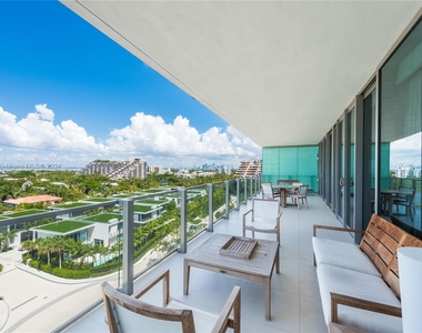 360 Ocean Dr - Photo Thumbnail 16