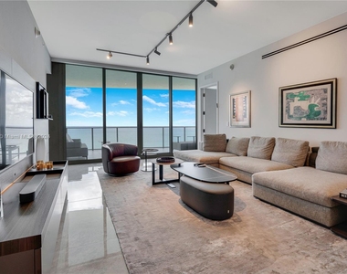 15701 Collins Ave - Photo Thumbnail 4