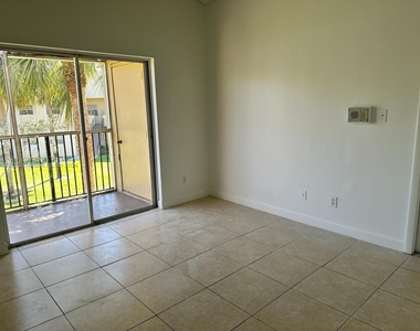 800 Cypress Park Way - Photo Thumbnail 1