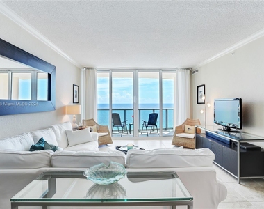 2501 S Ocean Dr - Photo Thumbnail 14