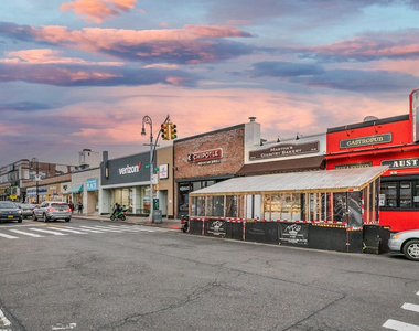 104-20 Queens Boulevard - Photo Thumbnail 10