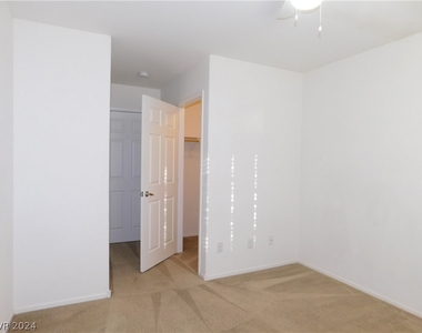 5556 Mercury Springs Drive - Photo Thumbnail 41