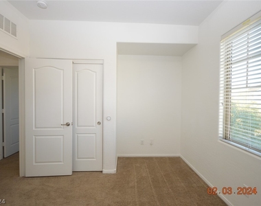 7273 Summer Grove Avenue - Photo Thumbnail 46