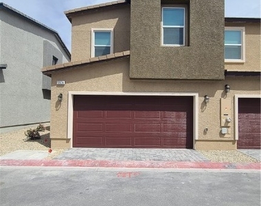 9926 Saffron Hills Street - Photo Thumbnail 28