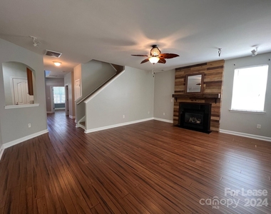 14347 Lyon Hill Lane - Photo Thumbnail 11