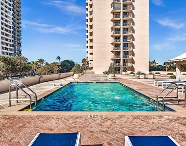 4200 N Ocean Drive - Photo Thumbnail 44