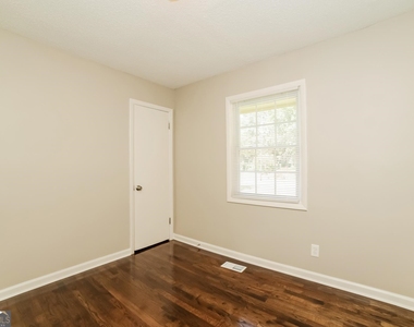 3558 Larkspur Terrace - Photo Thumbnail 10