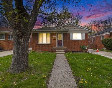 29650 Oakwood Street - Photo Thumbnail 1