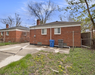 29650 Oakwood Street - Photo Thumbnail 14