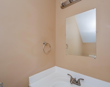 6199 Saint Charles Court - Photo Thumbnail 13