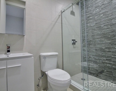 1166 Saint Johns Place - Photo Thumbnail 13