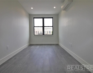 1166 Saint Johns Place - Photo Thumbnail 11