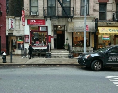 East 87th Street - Photo Thumbnail 4