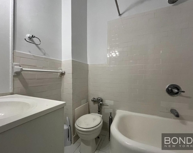 414 East 58th Street - Photo Thumbnail 6