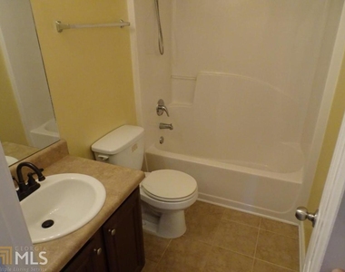 155 Seabreeze Court - Photo Thumbnail 23