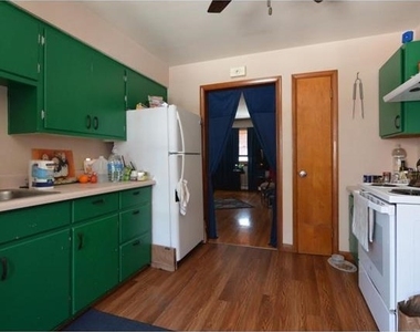 2308 Parmenter Street - Photo Thumbnail 10