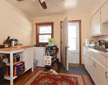 2308 Parmenter Street - Photo Thumbnail 5