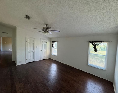 501 Highview Lane - Photo Thumbnail 8