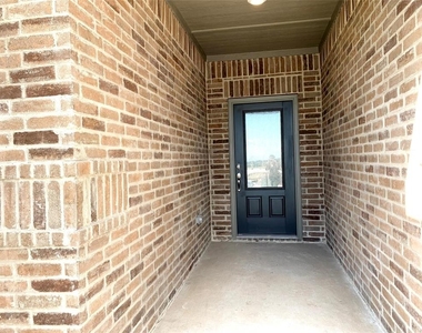 144 Emma Drive - Photo Thumbnail 1