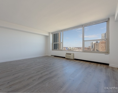 3600 N Lake Shore Drive - Photo Thumbnail 5