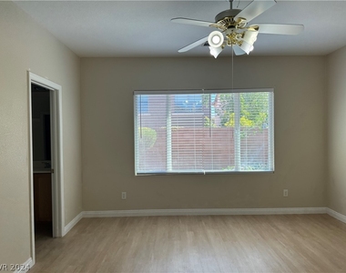 11217 Vintners Lane - Photo Thumbnail 9