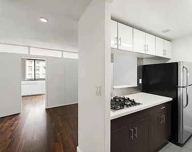 184 Lexington Avenue - Photo Thumbnail 1