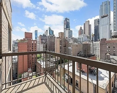 184 Lexington Avenue - Photo Thumbnail 7