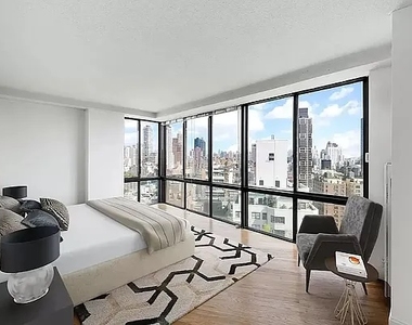 360 East 57th Street - Photo Thumbnail 4