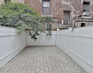 279 East 10th Street - Photo Thumbnail 1