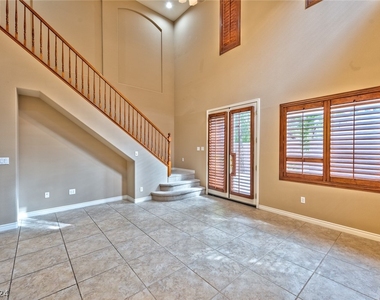 11409 Orazio Drive - Photo Thumbnail 6