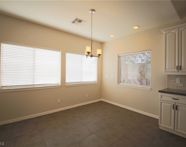 7751 Brambly Creek Court - Photo Thumbnail 2