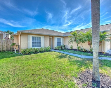 11407 Wellman Drive - Photo Thumbnail 1