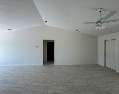 1425 Coral Ridge Drive - Photo Thumbnail 12