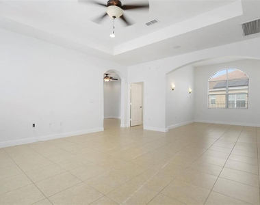 4475 Biscayne Breeze Way - Photo Thumbnail 2