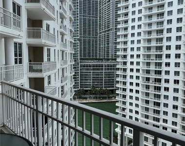 701 Brickell Key Blvd - Photo Thumbnail 1