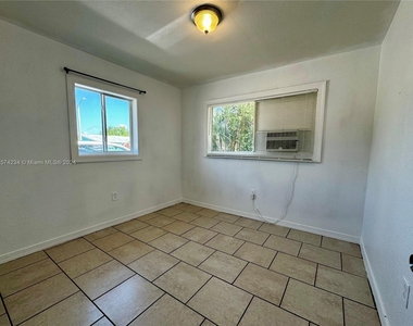 22210 Sw 116th Ave - Photo Thumbnail 4