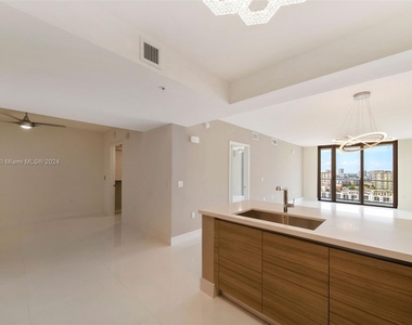 300 Sunny Isles Blvd - Photo Thumbnail 13