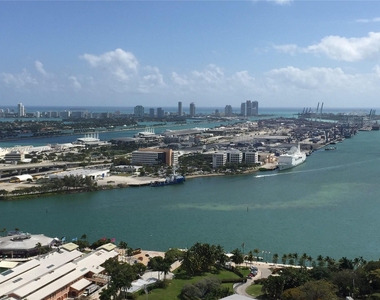 244 Biscayne Bl - Photo Thumbnail 5