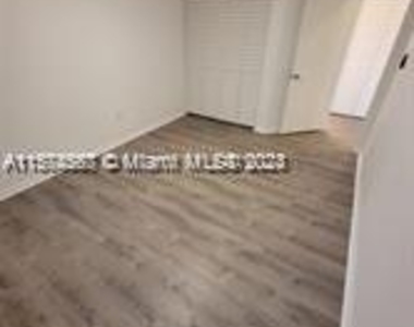 15515 N Miami Lakeway N - Photo Thumbnail 19